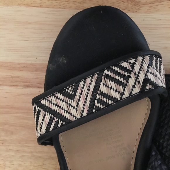 Heels - Picture 3 of 3